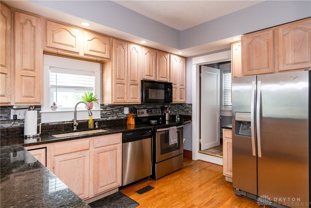 631 Greenlawn Avenue, Dayton, OH 45403