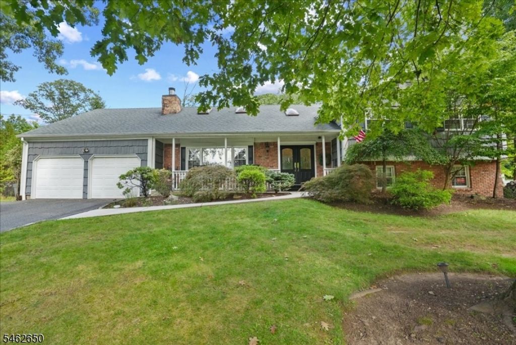 28 Underwood Road, Montville Twp., NJ 07045