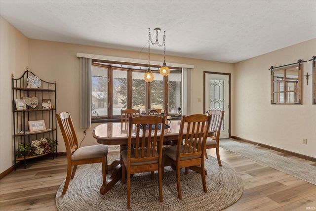 52290 Leland Avenue, South Bend, IN 46637