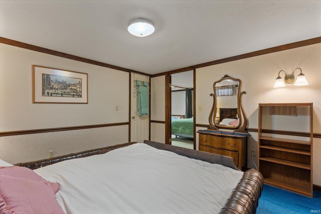 52290 Leland Avenue, South Bend, IN 46637