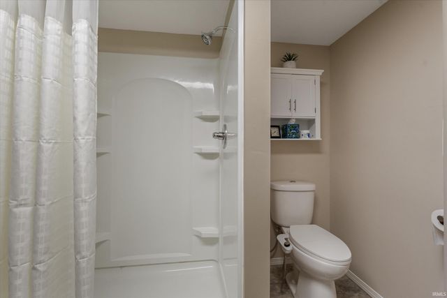 52290 Leland Avenue, South Bend, IN 46637