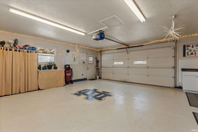 52290 Leland Avenue, South Bend, IN 46637