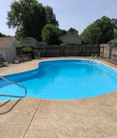 52290 Leland Avenue, South Bend, IN 46637