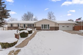 52290 Leland Avenue, South Bend, IN 46637