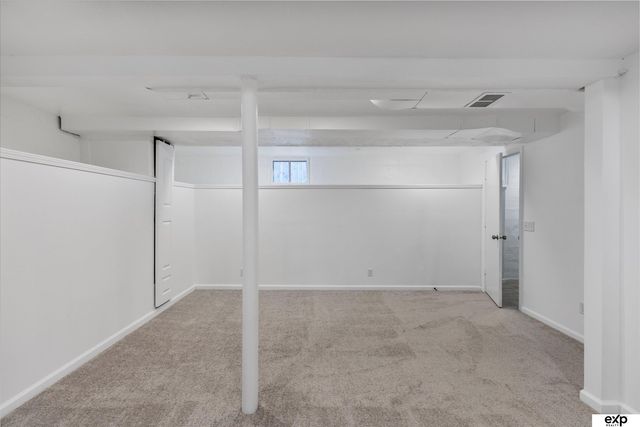 5122 S 37th Street, Omaha, NE 68107