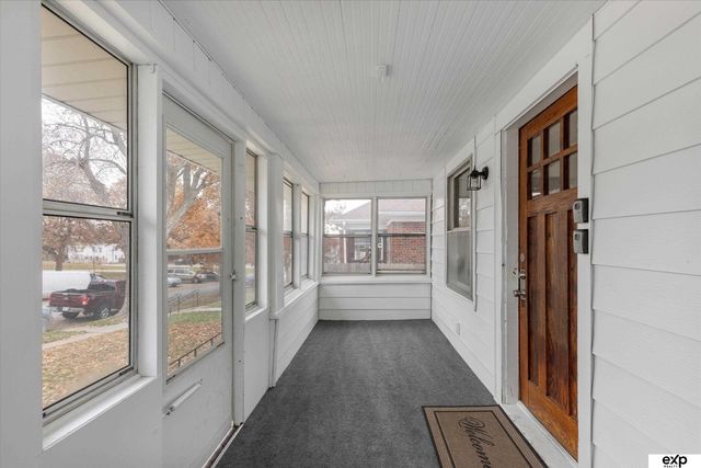 5122 S 37th Street, Omaha, NE 68107