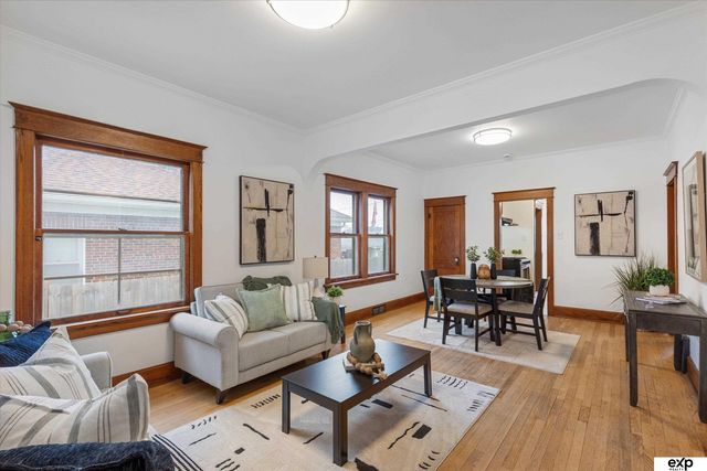 5122 S 37th Street, Omaha, NE 68107