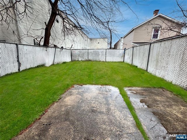 74 Union Street, Hackensack, NJ 07601