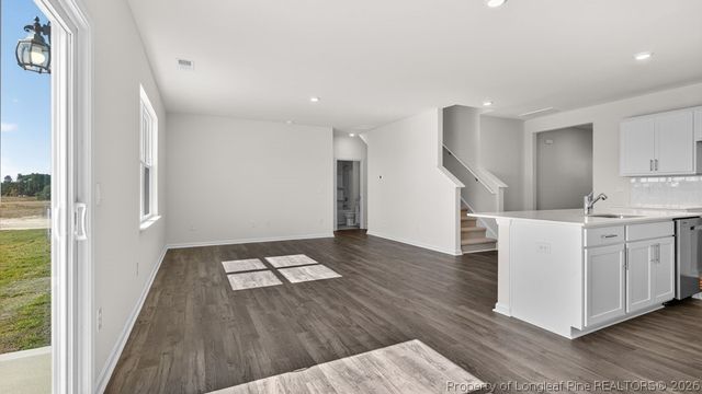 289 Maddox Drive, Aberdeen, NC 28315