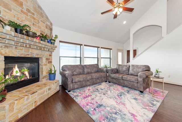 14074 Overstreet Drive, Willis, TX 77318