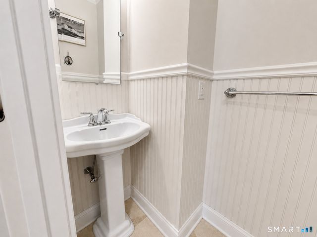 1376 Hope Street, Stamford, CT 06907
