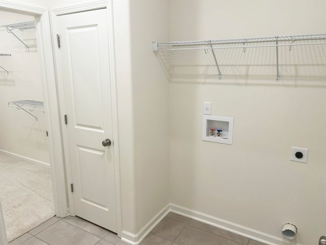 200 GREEN WILLOW DR, Oakland, TN 38060