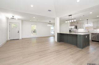 7821 Director Dr, Baton Rouge, LA 70817