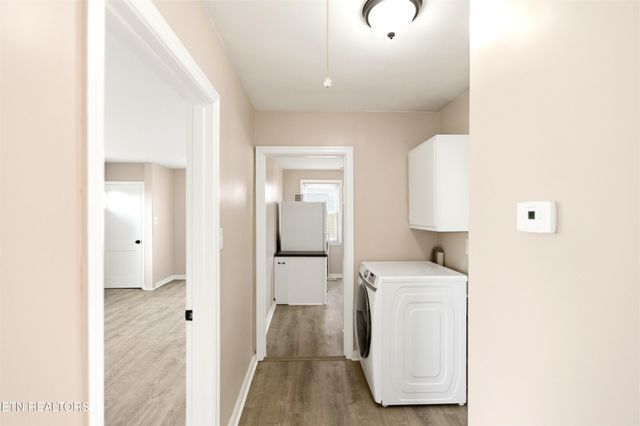 407 Oakcrest Rd, Knoxville, TN 37912