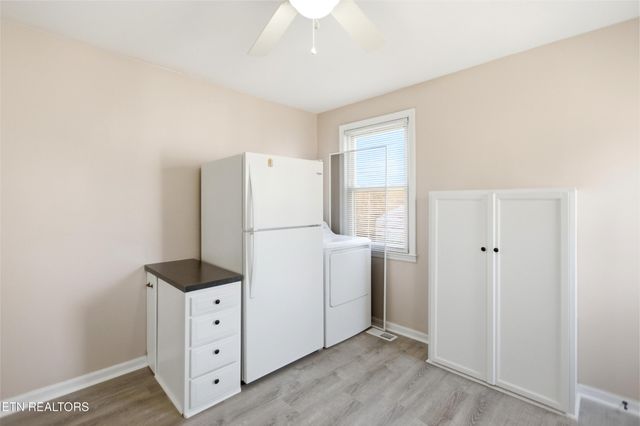 407 Oakcrest Rd, Knoxville, TN 37912