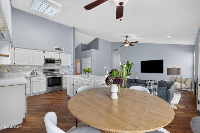 4338 E DOUGLAS Avenue, Gilbert, AZ 85234