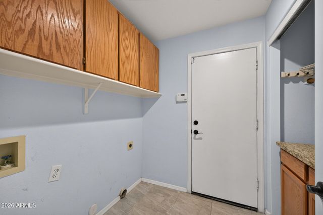 4338 E DOUGLAS Avenue, Gilbert, AZ 85234