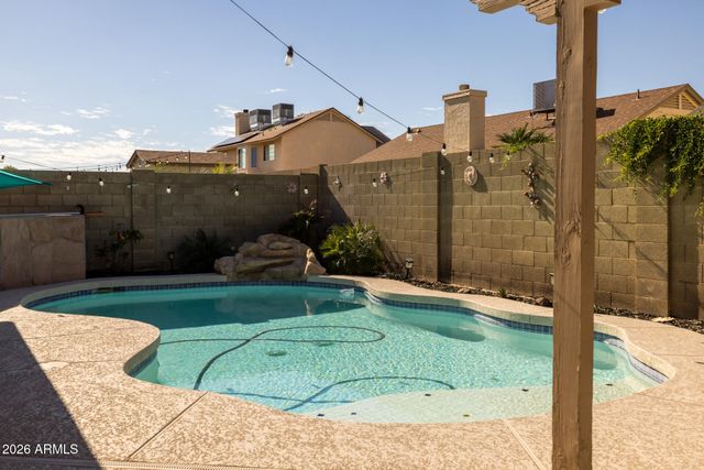 4338 E DOUGLAS Avenue, Gilbert, AZ 85234