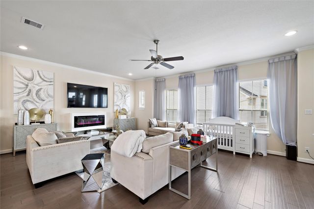 2009 Royal Landing Drive, Houston, TX 77045