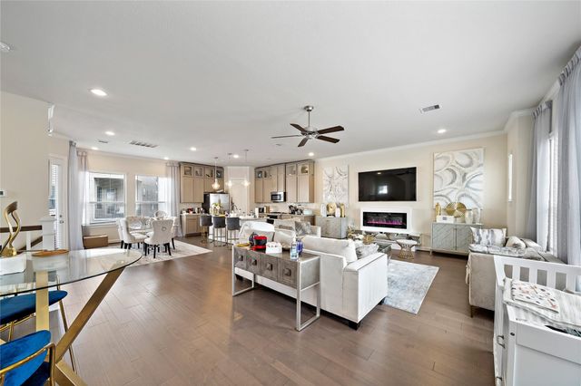 2009 Royal Landing Drive, Houston, TX 77045