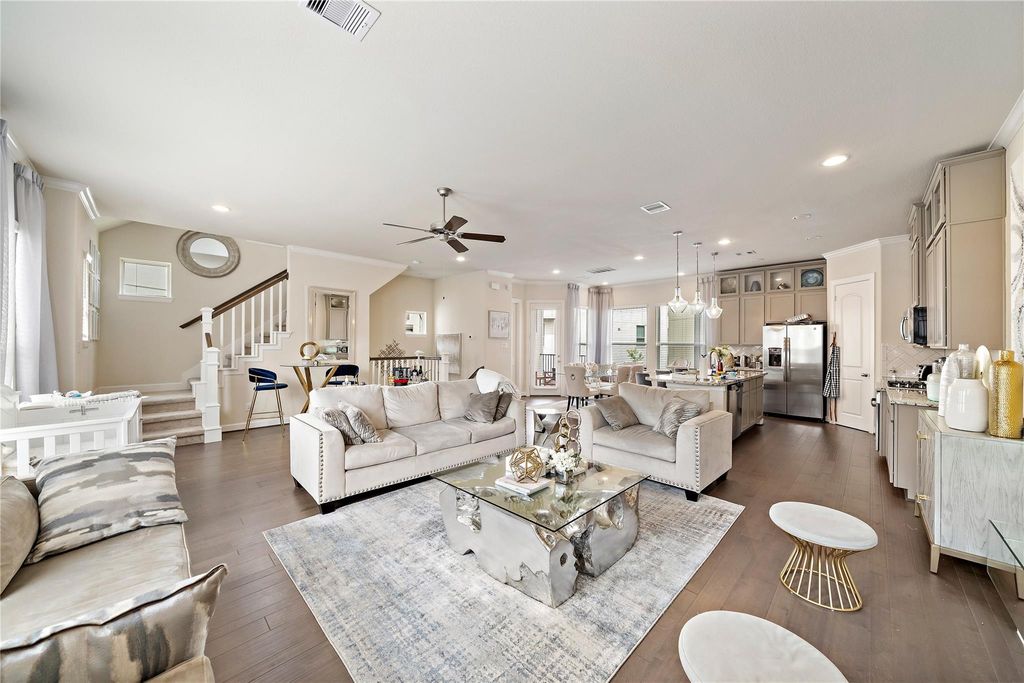 2009 Royal Landing Drive, Houston, TX 77045
