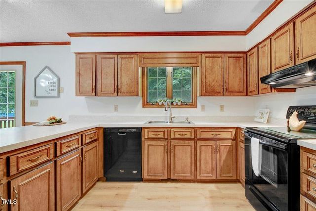 1860 Little Devine Road, Selma, NC 27576