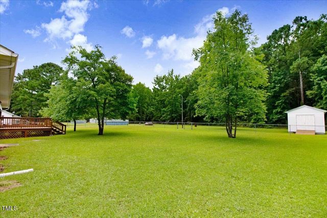 1860 Little Devine Road, Selma, NC 27576