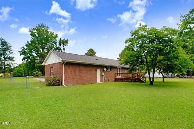 1860 Little Devine Road, Selma, NC 27576