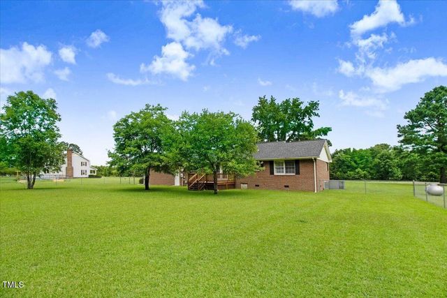 1860 Little Devine Road, Selma, NC 27576