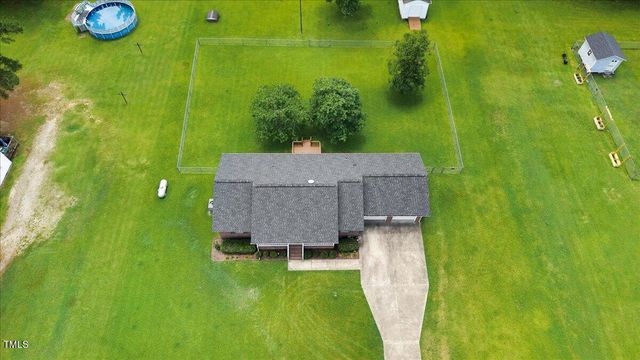 1860 Little Devine Road, Selma, NC 27576