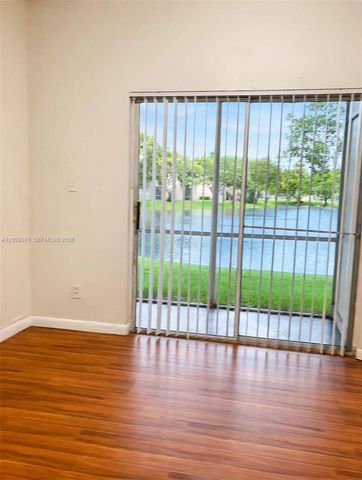 631 Cypress Lake Boulevard J17, Deerfield Beach, FL 33064