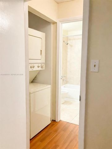 631 Cypress Lake Boulevard J17, Deerfield Beach, FL 33064