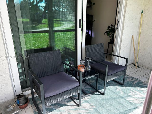 411 S Hollybrook Drive 105, Pembroke Pines, FL 33025