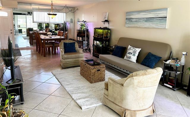 411 S Hollybrook Drive 105, Pembroke Pines, FL 33025