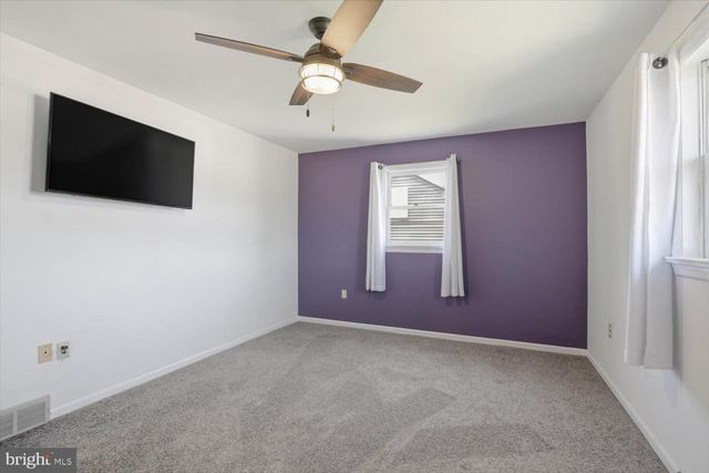 715 CENTER AVE, Ephrata, PA 17522