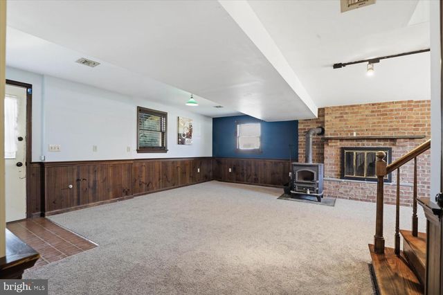 715 CENTER AVE, Ephrata, PA 17522