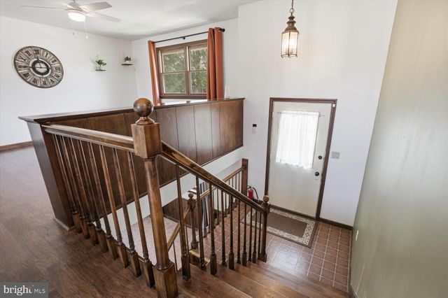 715 CENTER AVE, Ephrata, PA 17522