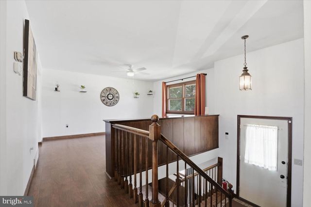 715 CENTER AVE, Ephrata, PA 17522