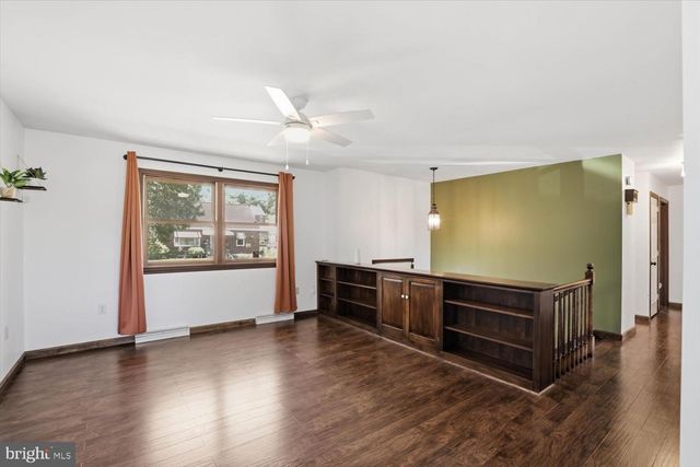 715 CENTER AVE, Ephrata, PA 17522