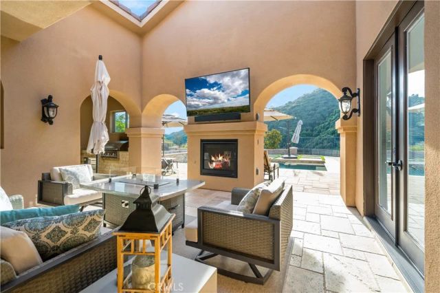43831 Mountain Run Circle, Temecula, CA 92590