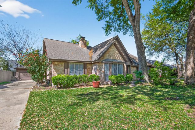 1010 Rhine Lane, Houston, TX 77090