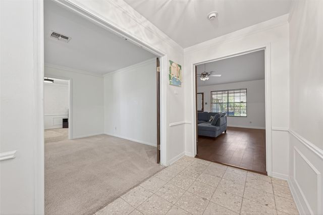 1010 Rhine Lane, Houston, TX 77090