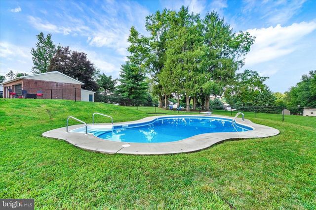 5110 N GEORGE STREET EXT, Manchester, PA 17345