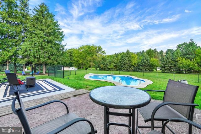 5110 N GEORGE STREET EXT, Manchester, PA 17345