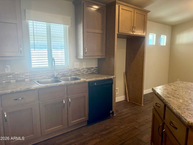 2501 W Wickenburg Way 345, Wickenburg, AZ 85390