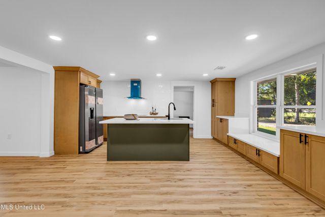 11554 Cedar Lake Road, Biloxi, MS 39532