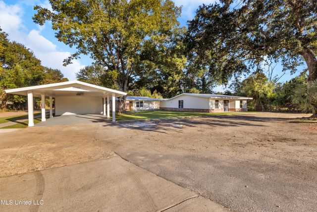 11554 Cedar Lake Road, Biloxi, MS 39532