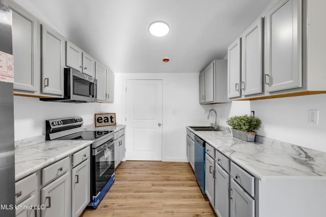 11554 Cedar Lake Road, Biloxi, MS 39532