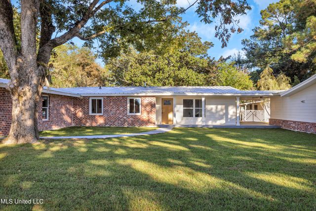 11554 Cedar Lake Road, Biloxi, MS 39532