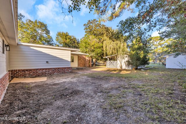 11554 Cedar Lake Road, Biloxi, MS 39532